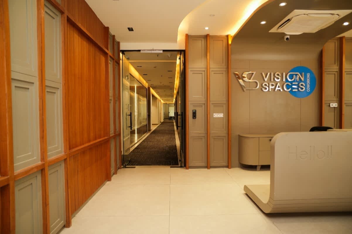Vision Spaces - Knowledge Park III, Noida Expressway, Knowledge Park III — photo 1